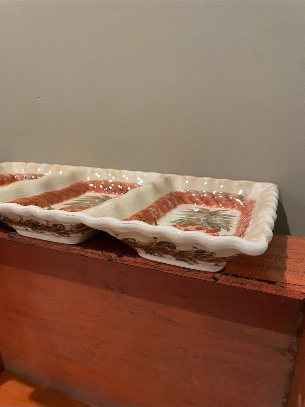 Ceramic Triple Pineapple Serving Tray - Cream and Brown and green like new